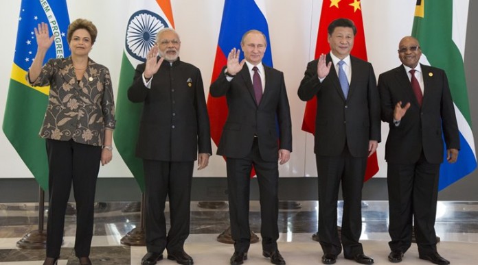 Dilma Rousseff, Narendra Modi, Vladimir Putin, Xi Jinping, Jacob Zuma Ucraina