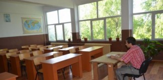 Legea salarizării a fost modificată : Noi reglementări pentru personalul medical şi din educaţie absolventi de studii superioare