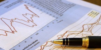 Pe fondul unei zile de aprecieri pe bursele occidentale, indicii BVB au incheiat ziua de joi in crestere, titlurile “Banca Transilvania”, fiind cele mai lichide acțiunile Electrica