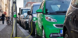 Polonia investește masiv în mașinile electrice Polonia investește masiv în mașinile electrice