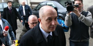 Cum a reusit Puiu Popoviciu sa creeze capitaluri proprii de 360,000,000 euro la Baneasa Investments ? Puiu Popoviciu