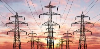 După liberalizarea pieţei de energie pentru populaţie, pe piaţa liberă jocurile le fac tot furnizorii tradiţionali energie