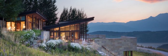 Luxury Living: Homes in harmony with nature