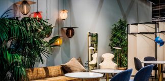 Revenire din designul interior: “Folosind piesele potrivite, catifeaua poate să arate senzaţional.” Revenire din designul interior: "Folosind piesele potrivite, catifeaua poate să arate senzaţional."