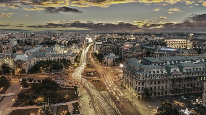 În Planul de Mobilitate Urbană Durabilă 2016-2030 Regiunea Bucureşti – Ilfov sunt prevăzute linii de metrou şi tramvai, parcari şi piste pentru biciclete, dar şi majorarea taxei de parcare în centrul Bucureştiului