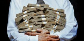 Tetik (Banca Transilvania): Spre sfârşitul anului o să fie multă lichiditate în piaţă; s-ar putea să vedem o mică scădere a ROBOR Presa-o afacere foarte profitabila pentru anumiti jurnalisti-Catalin Tolontan a castigat 2,5 milioane de euro intre 2005-2010