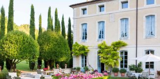 A Selection of Beautiful French Country Estates A Selection of Beautiful French Country Estates