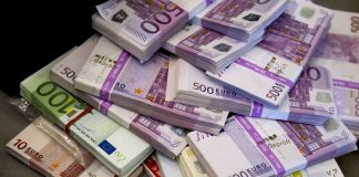 Între 2001 si 2013 CME a achiziționat de la căpușele lui Adrian Sârbu drepturi pentru programe și servicii de 200 milioane de euro România trebuie să plătească 35,8 milioane de euro, în mai, către Uniunea Europeană (UE) şi Banca Mondială (BM), din împrumutul stand-by contractat în 2009