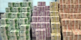 Până la finalul anului 2017 impactul instabilității politice ar putea fi de 2 miliarde de euro