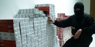 Contrabandă pe toată frontiera româno-ucraineană. Poliţiştii au confiscat ţigări în valoare de peste 420.000 lei