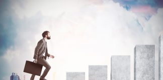 Poti sa o ,,fake it” dar la un moment dat trebuie sa o si ,,make it” fake it