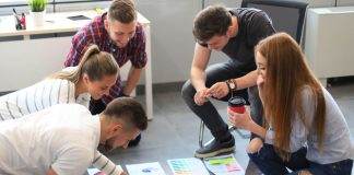 Studentii antreprenori pot obtine pâna la 100.000 de euro prin Programul Innotech Student Programul Innotech Student