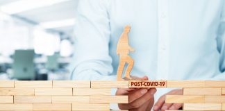 Lumea clocotește. Ce șanse are programul noului Guvern să fie respectat?