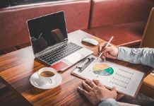 Aplicațiile Mobile de Video Calling și Organizare au ținut Productivitatea Ridicată în Timpul Pandemiei