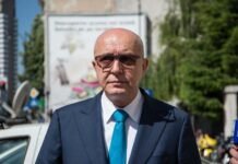 Puiu Popoviciu a scăpat de pedeapsa de 7 ani: Se poate întoarce în România!