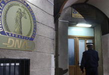 S-o… ce? Sorina!!!