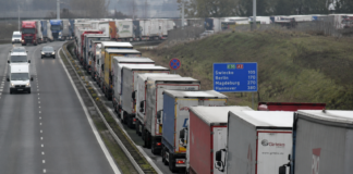 Transportul rutier european intră într-o criză violentă: mii de firme dispar, războaiele lovesc industria, iar Polonia începe să piardă controlul asupra celui mai mare imperiu logistic din UE transportul rutier european intră într-o criză violentă după războaiele și problemele industriale din Europa