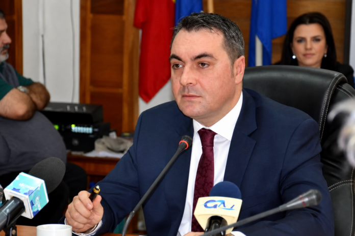 Marian Mina afirmă că își achită ratele pentru un Audi SQ8 prin leasing din indemnizația de parlamentar