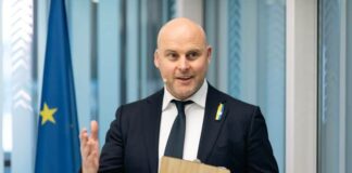 Letonia cere 7 miliarde de euro din bugetul UE pentru apărare. Cererea testează solidaritatea financiară a Europei Letonia cere 7 miliarde de euro din bugetul UE pentru apărare. Cererea testează solidaritatea financiară a Europei