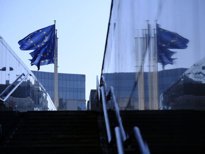 Crizele migratorii devin o problemă de securitate pentru Europa: de ce UE are nevoie de un mecanism comun de urgență Crizele migratorii devin o problemă de securitate pentru Europa: de ce UE are nevoie de un mecanism comun de urgență