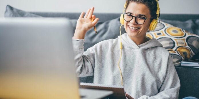 Munca de la distanță schimbă calculul companiilor: bunăstarea angajaților poate reduce fluctuația și costurile de recrutare