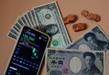 SUA și Japonia intervin pentru yen după 28 de ani: ce semnal primesc piețele și companiile expuse la dolar SUA și Japonia intervin pentru yen după 28 de ani: ce semnal primesc piețele și companiile expuse la dolar