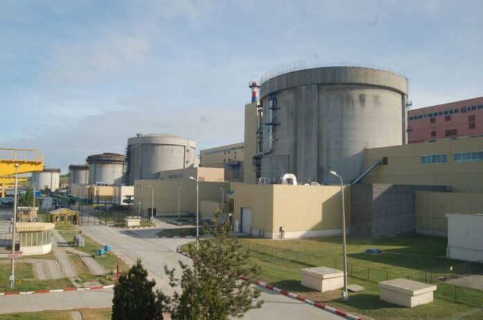 Seceta de pe Dunăre pune presiune pe contractele Nuclearelectrica: ce înseamnă forța majoră pentru livrări și investitori