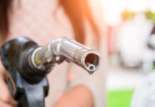 Motorina s-a scumpit cu 34,61% într-un an, mult peste inflație. Cum apasă carburanții asupra costurilor Motorina s-a scumpit cu 34,61% într-un an, mult peste inflație. Cum apasă carburanții asupra costurilor
