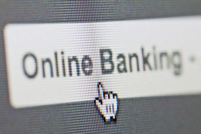 Banking digital în 2026: aplicația mobilă preia tot mai mult din relația cu banca, de la conturi la credite