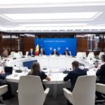 Investitorii cer continuitate fiscală: instabilitatea politică poate întârzia reformele și crește costul finanțării României