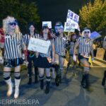 Zara retrage un costum de Halloween pentru copii după ce designul a fost comparat cu uniformele din lagărele naziste