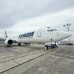 TAROM își extinde flota cu aeronava „Ivan Patzaichin”: primul zbor comercial a legat Bucureștiul de Chișinău