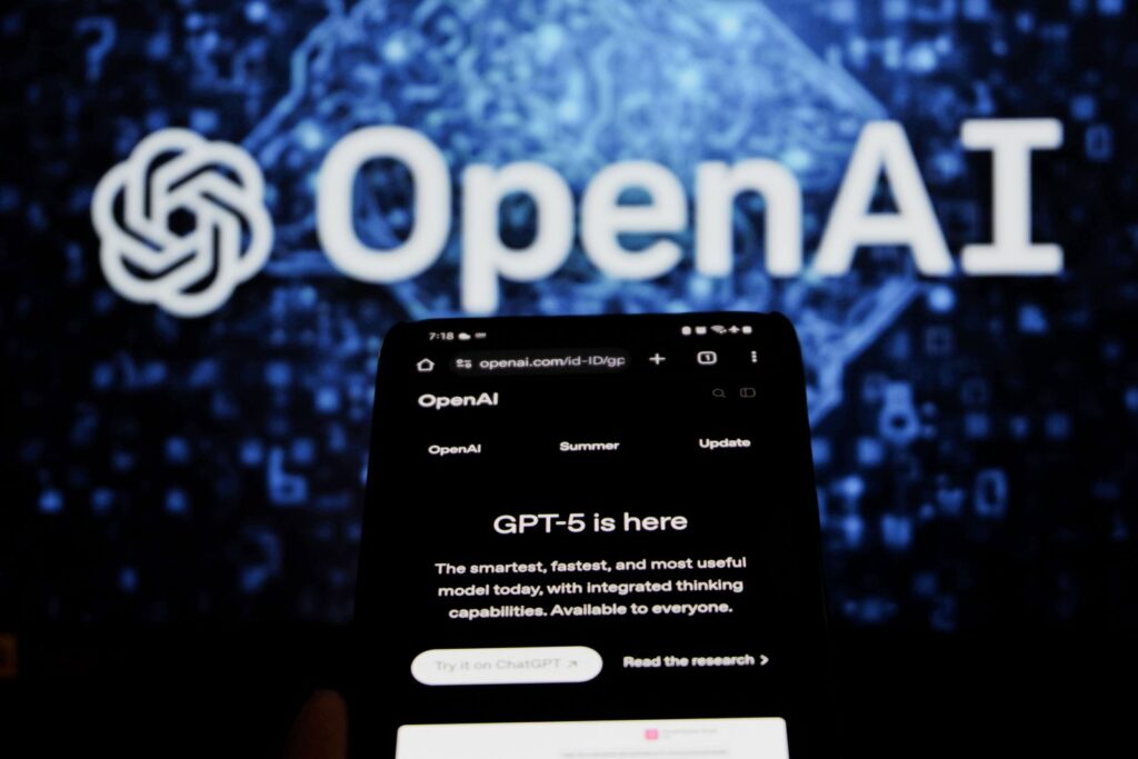 Dispozitiv de înregistrare ascuns la OpenAI: un angajat a fost arestat de FBI, iar compania l-a concediat