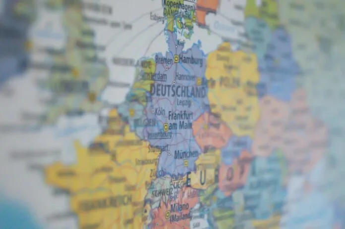 Peste 5 milioane de români trăiesc în Europa: Marea Britanie, Spania și Italia concentrează diaspora, iar plecările continuă Peste 5 milioane de români trăiesc în Europa: Marea Britanie, Spania și Italia concentrează diaspora, iar plecările continuă