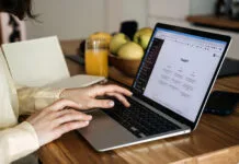 AI devine primul sprijin pentru 22% dintre angajați, dar ridică întrebări despre viitorul juniorilor