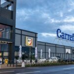 Carrefour transformă 35 de magazine în lichidități: vinde spațiile pentru 290 de milioane de euro, dar rămâne chiriaș