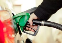 Legea carburanților riscă să favorizeze marile companii petroliere în detrimentul distribuitorilor independenți si riscul cel mai mare este sa creasca pretul la pompa pentru consumatorul final. Cum poate o măsură anticriză să distorsioneze concurența și să accelereze concentrarea pieței