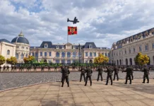 Piața Palatului și Piața Revoluției, reconstruite în VR la MNIR. Acces gratuit pentru public Piața Palatului și Piața Revoluției, reconstruite în VR la MNIR. Acces gratuit pentru public